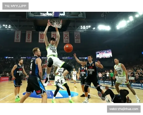 “文班亚马16篮板4盖帽，马刺内线不敌鹈鹕整体进攻”